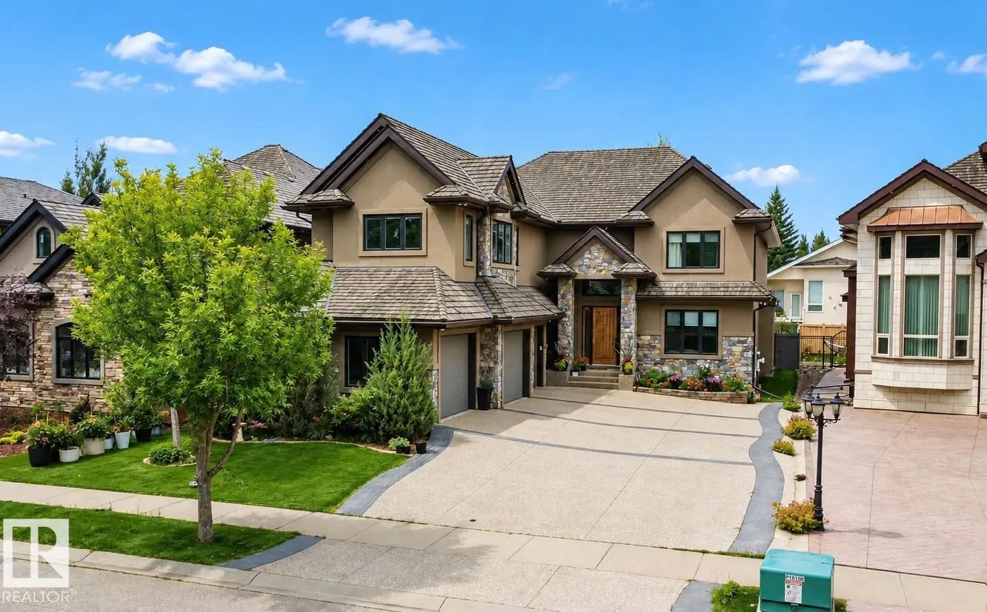 Photo for MLS®# E4503647 - home for sale at 4810 Donsdale Drive Northwest, Donsdale, Edmonton AB