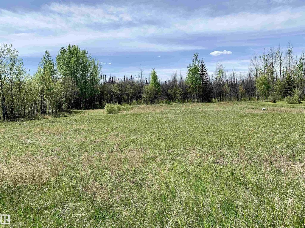 72 9002 Hwy 16, Rural Yellowhead