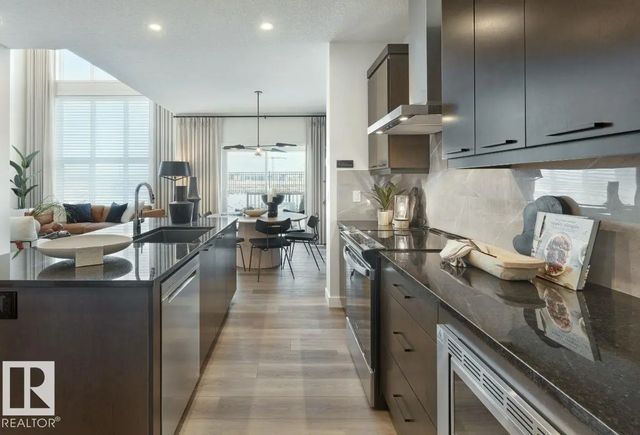 8739 224 Street Nw, Edmonton