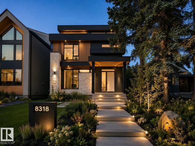 8318 120 Street Nw, Edmonton