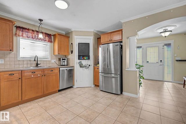 15619 45 Street Nw, Edmonton