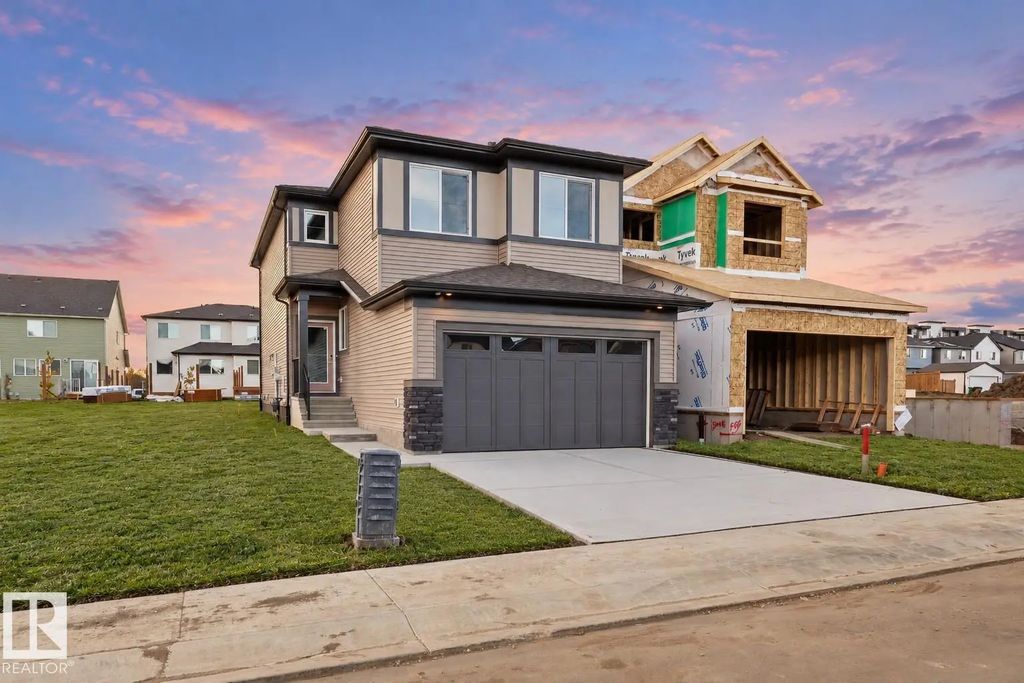 3636 Erlanger Dr, Edmonton