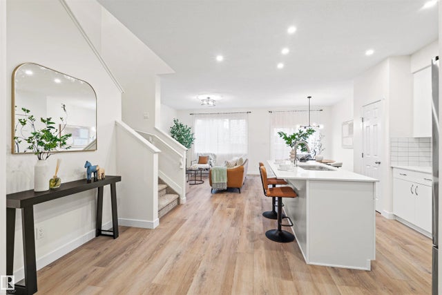 2009 209a Street Nw, Edmonton