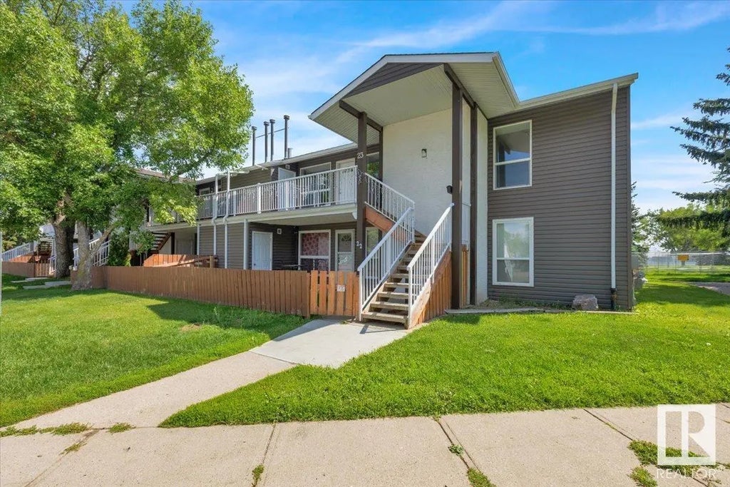 23 3111 142 Avenue, Edmonton