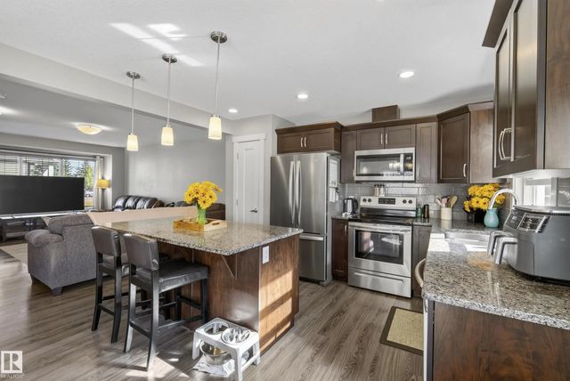 8 4205 30 Street Nw, Edmonton