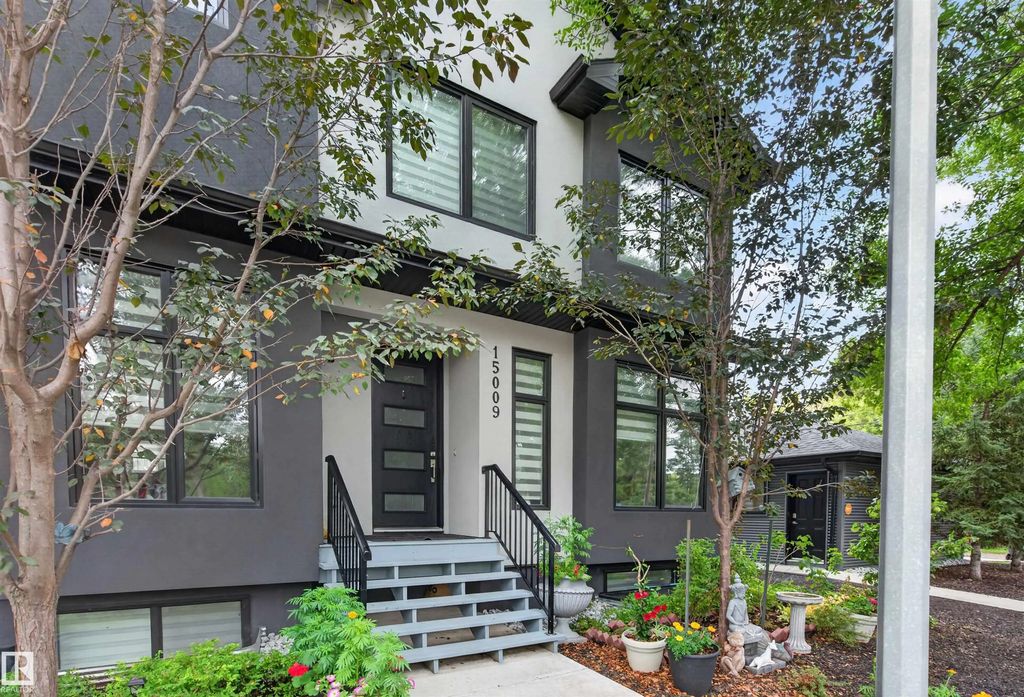 15009 108 Avenue, Edmonton