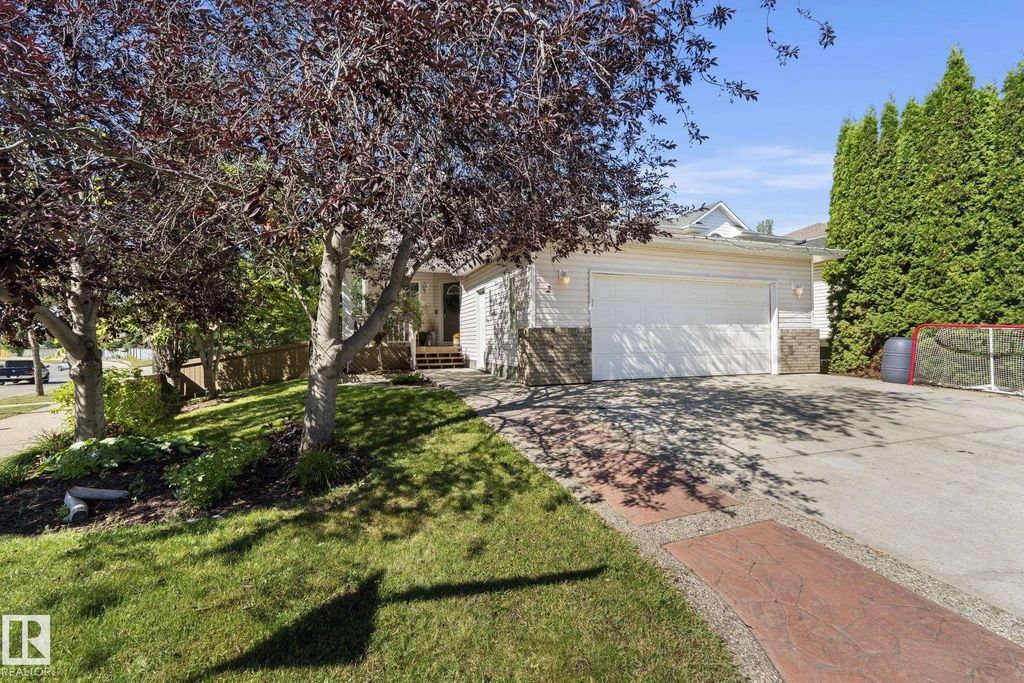 2 Westwood Wynd, Fort Saskatchewan
