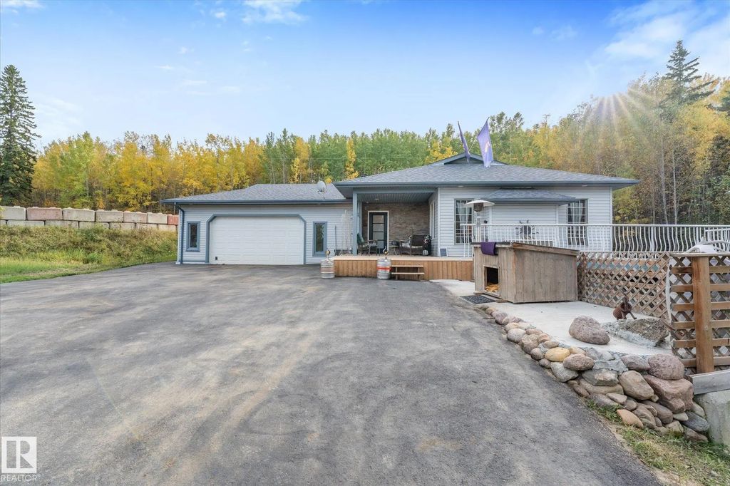 54426 Rge Road 15, Rural Lac Ste. Anne County