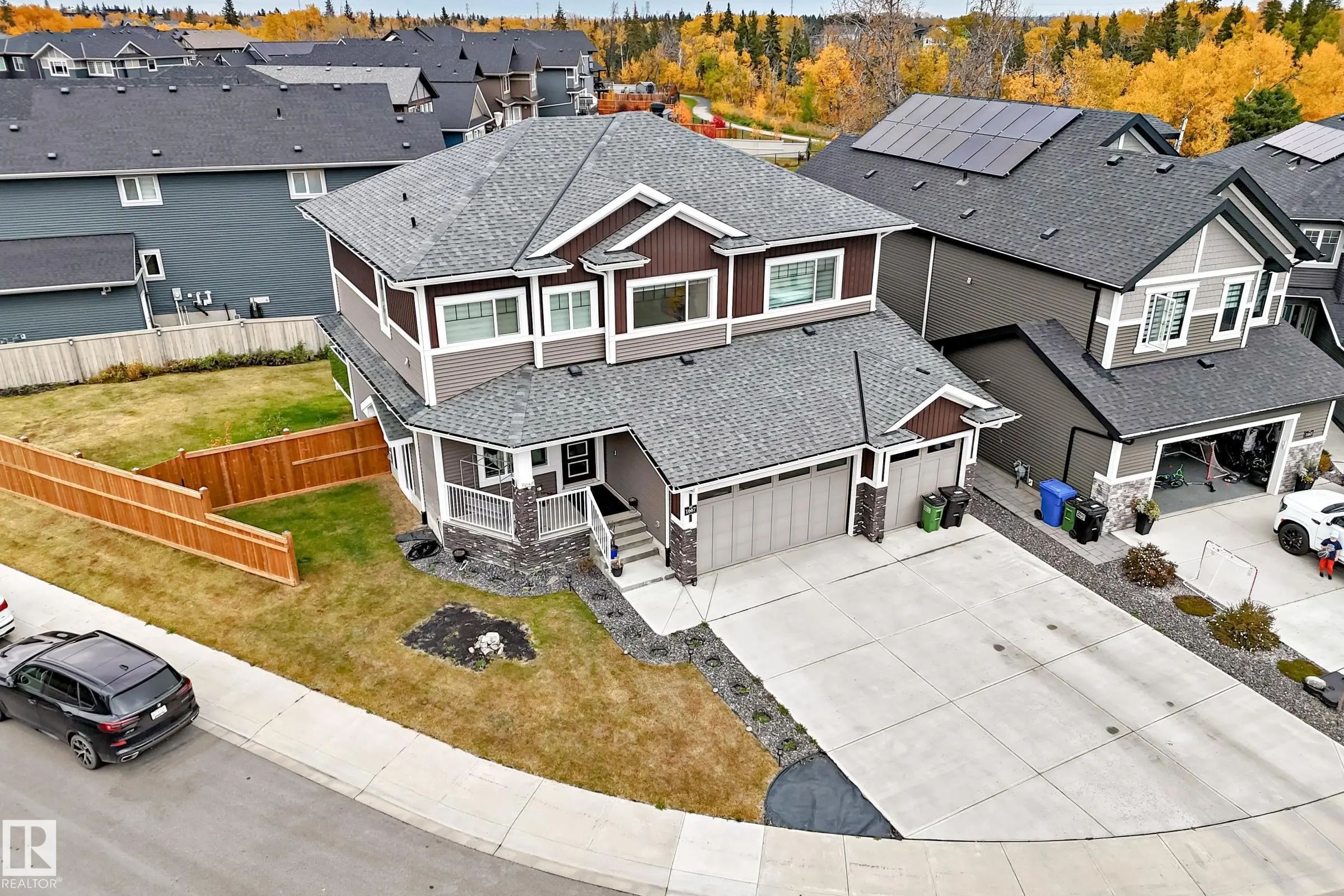 Home for Sale Located at 1667 Enright Way Northwest, Edmonton, AB
