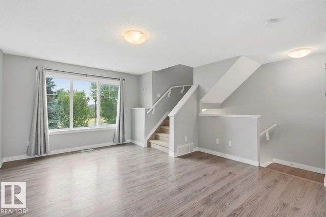 12 1391 Starling Drive Nw, Edmonton
