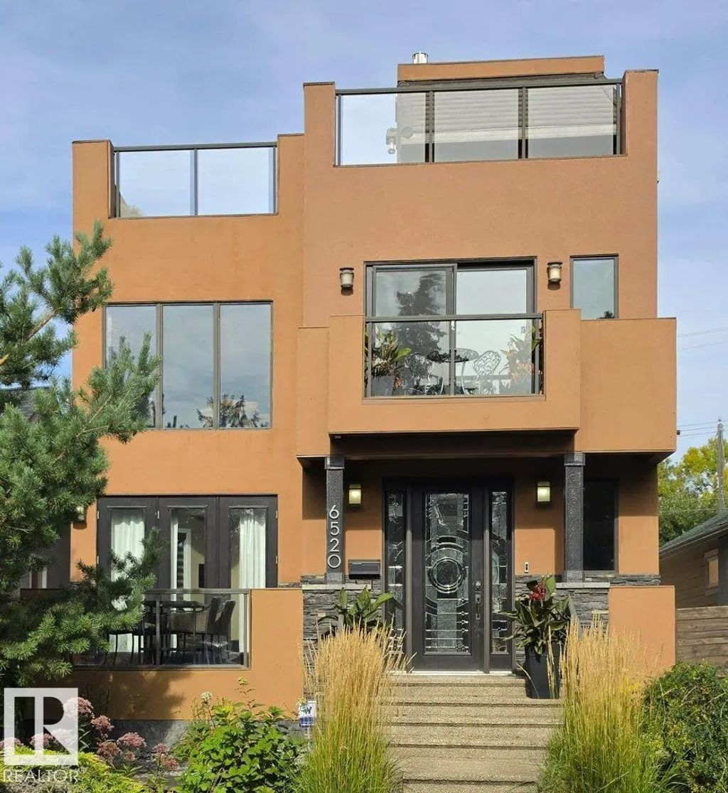 6520 111 Avenue, Edmonton