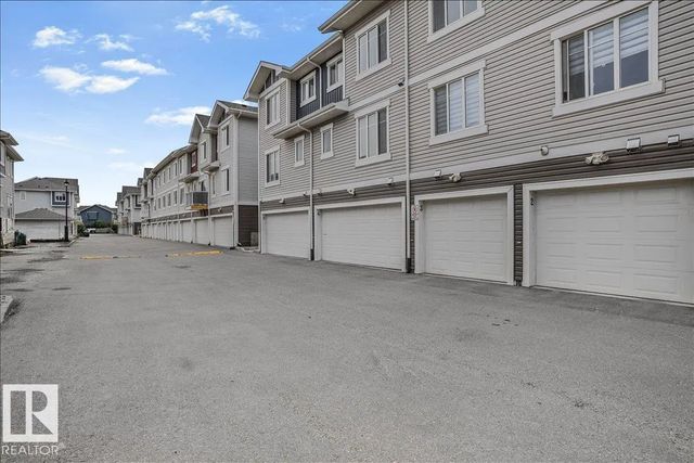 3 2905 141 Street Sw, Edmonton