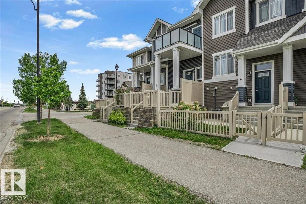 3 2905 141 Street, Edmonton