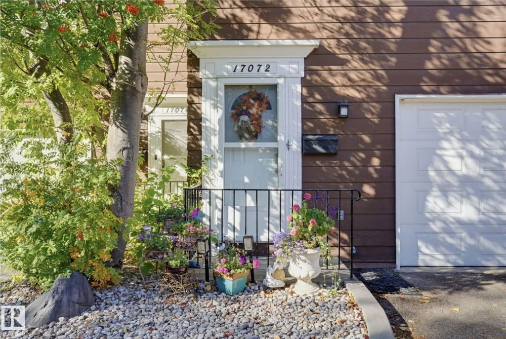 17072 67 Avenue, Edmonton