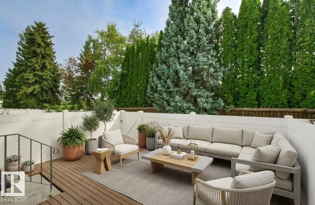 11343 22 Avenue, Edmonton