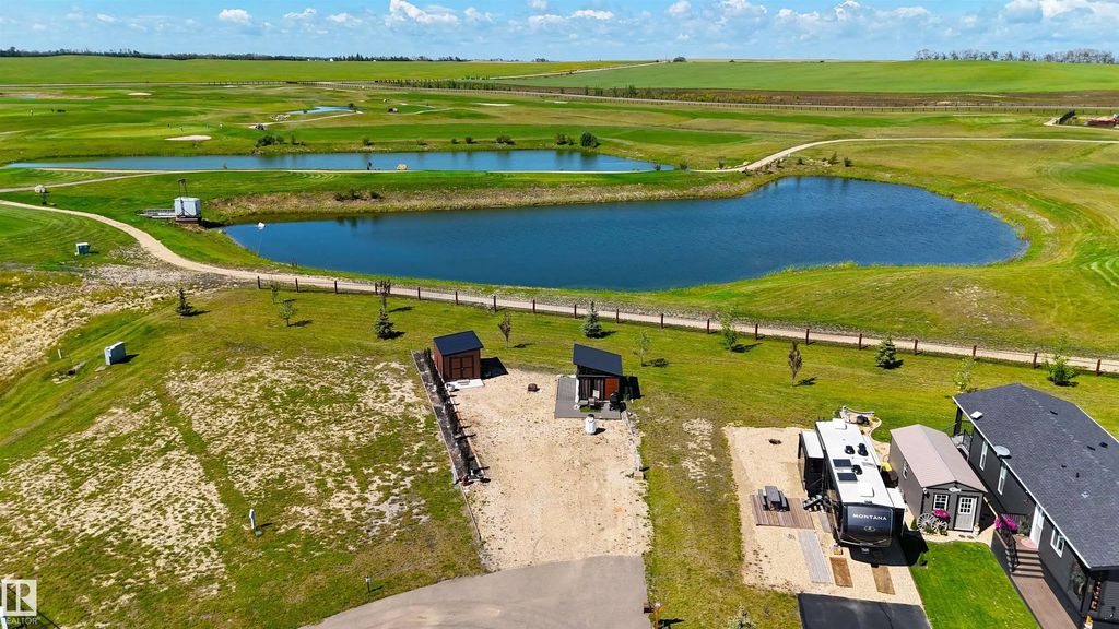 198 41019 Range Road 11, Rural Lacombe County