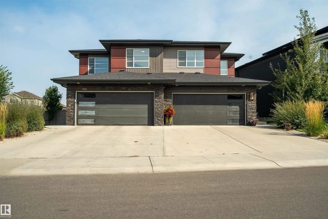 9104 Pear Drive Sw, Edmonton