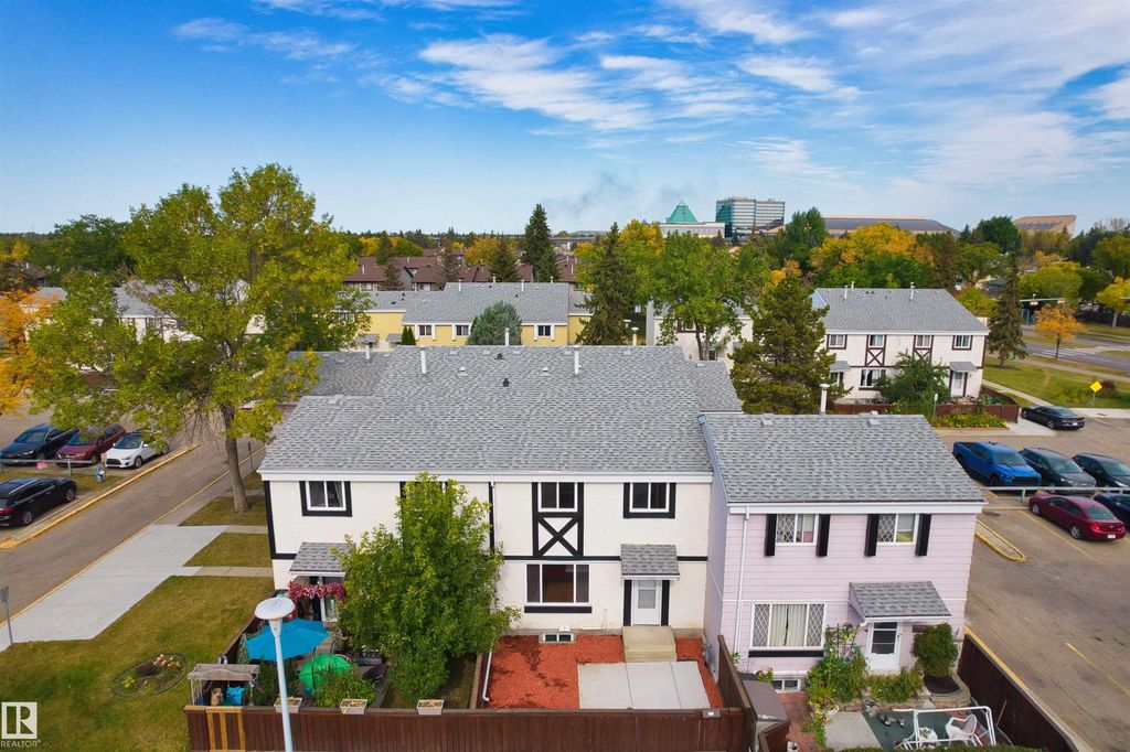 155 Primrose Gardens Gardens, Edmonton