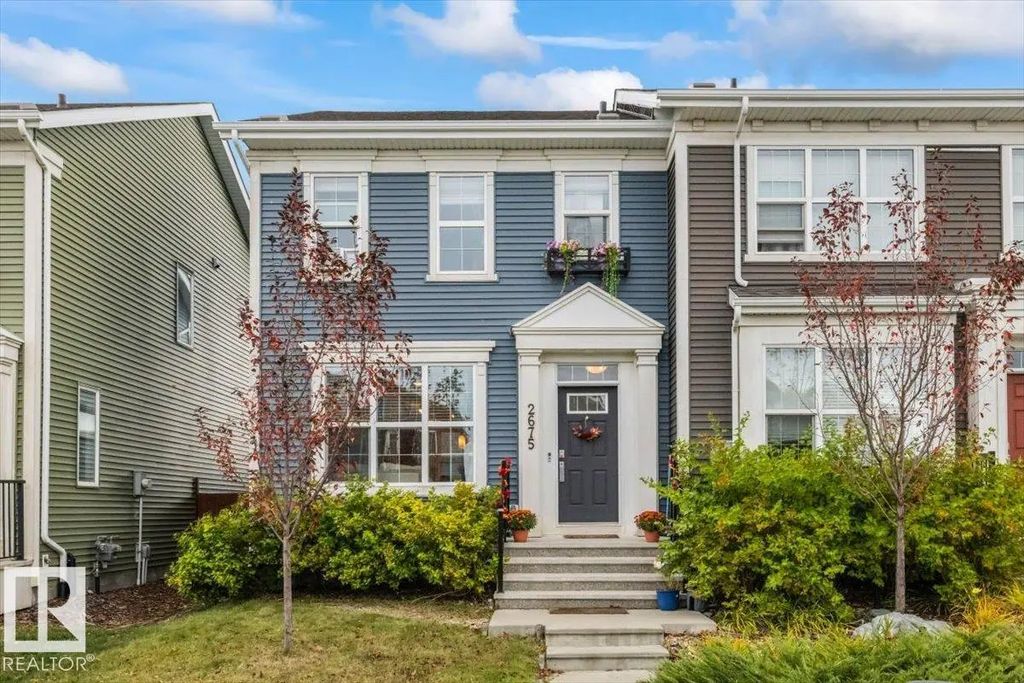 2675 Maple Way, Edmonton