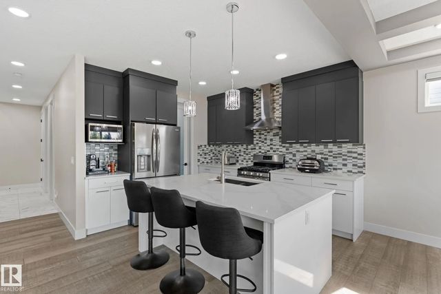 12383 176 Avenue Nw, Edmonton
