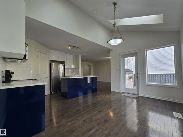 21208 89a Avenue Nw, Edmonton