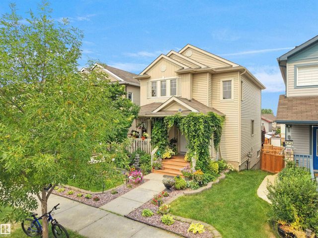 1216 29 Avenue Nw, Edmonton