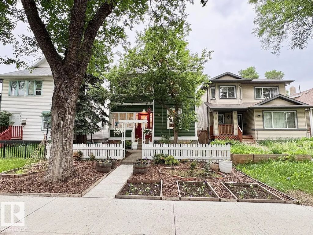 9330 107 Avenue, Edmonton