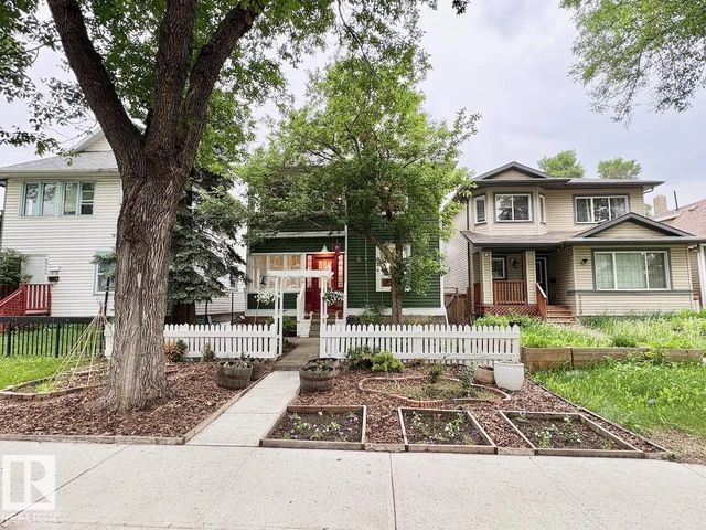 9330 107 Avenue Nw, Edmonton