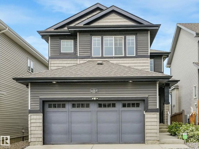 1057 Coopers Hawk Link Nw, Edmonton