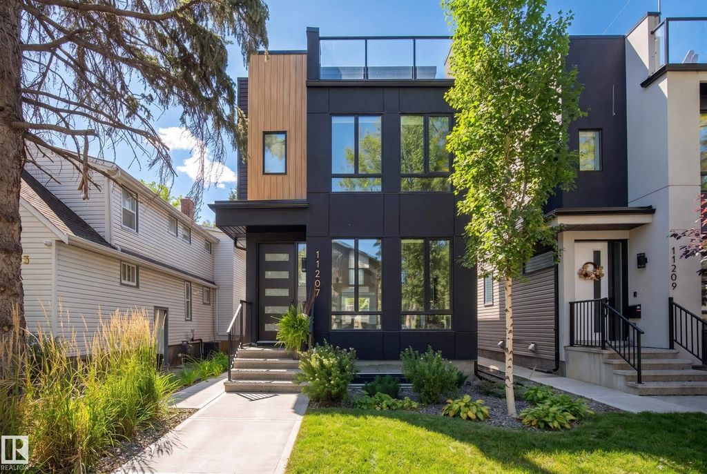 11207 75 Avenue, Edmonton
