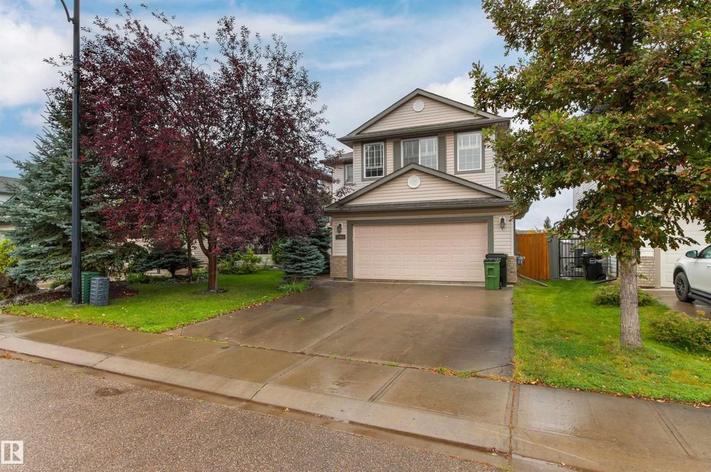 5214 205 Street, Edmonton