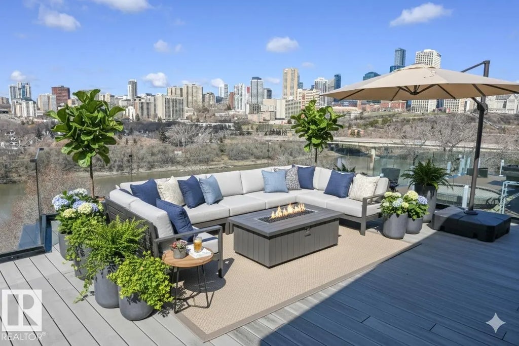 9509 99b Street, Edmonton