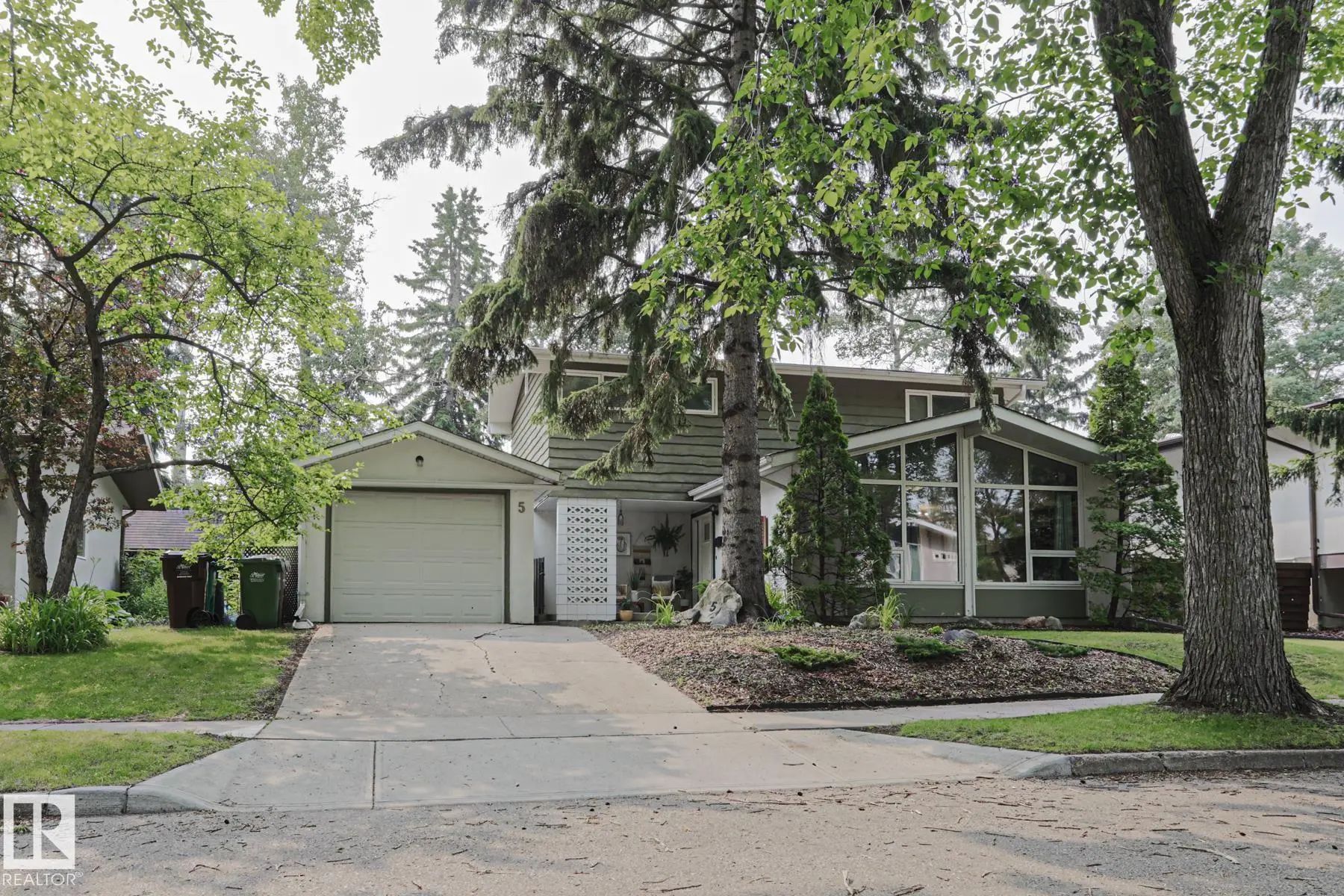 Photo of Listing #E4510305