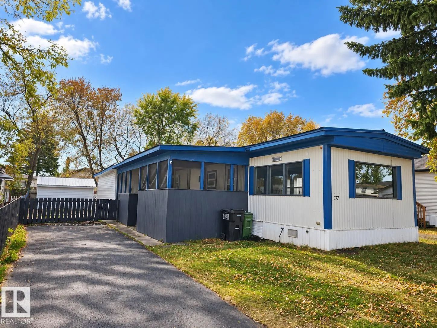 177 West View Cr Nw, Edmonton