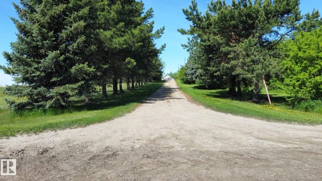 54230 Rr 255, St. Albert