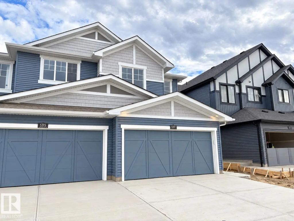 5317 Hawthorn Close, Edmonton
