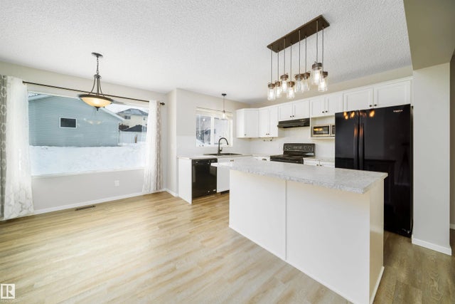 1695 Tompkins Place Nw, Edmonton