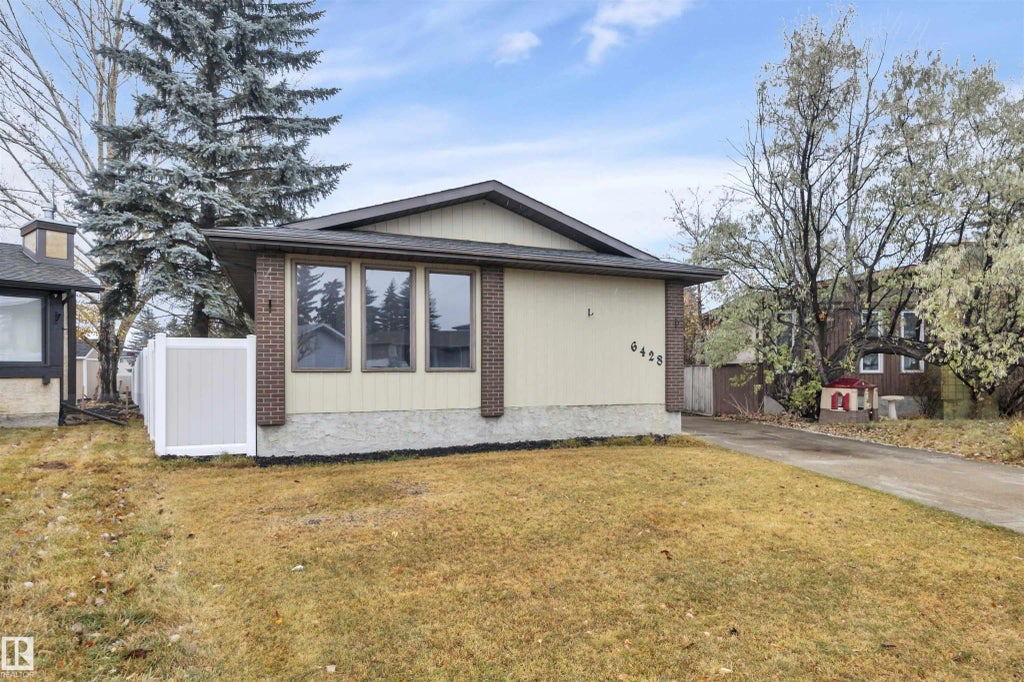 6428 15 Avenue, Edmonton