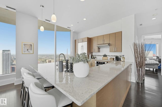 3502 10152 104 Street Nw, Edmonton