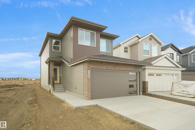 4392 Clayton Way Sw, Edmonton