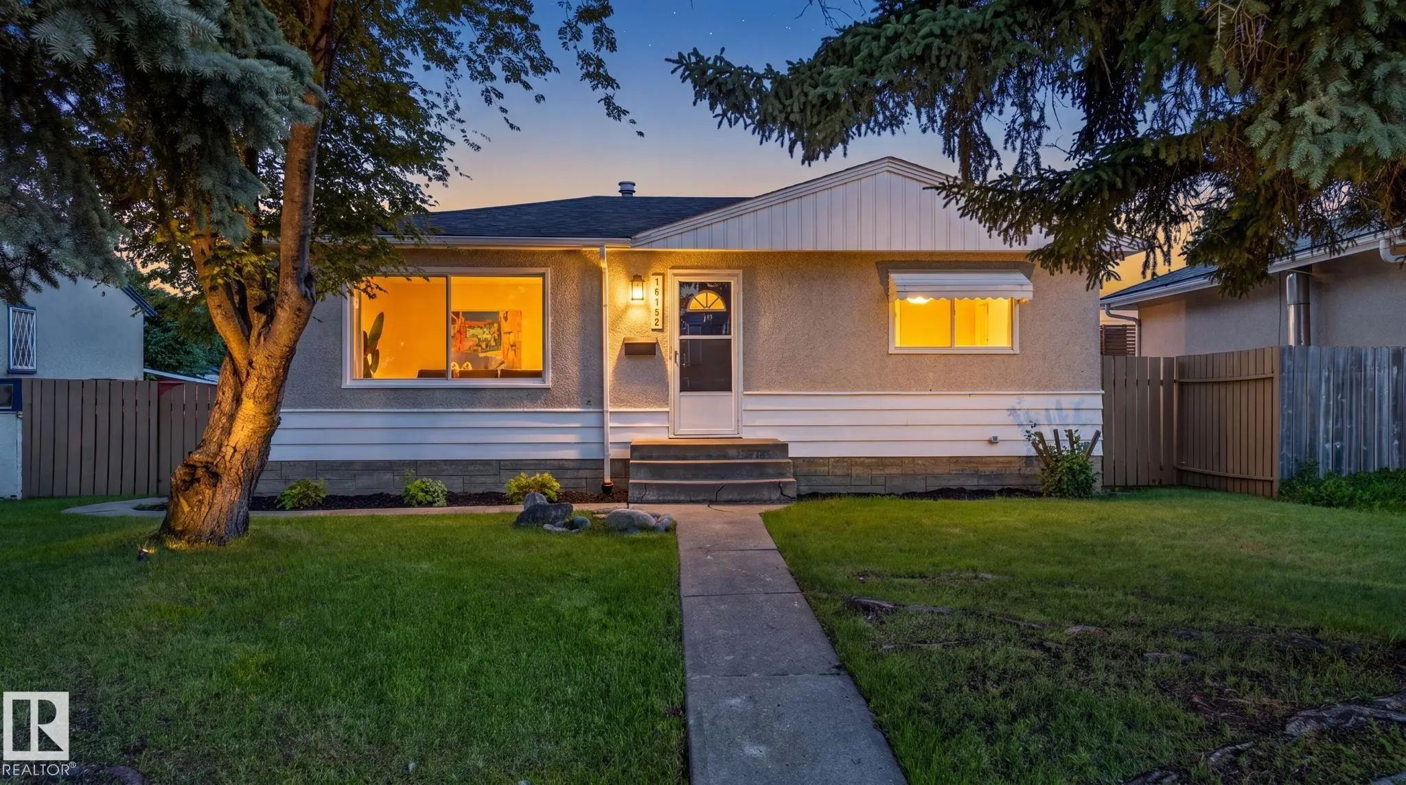 Single Family Property for Sale at 16152 110b Avenue Northwest, Edmonton: MLS®# E4498684