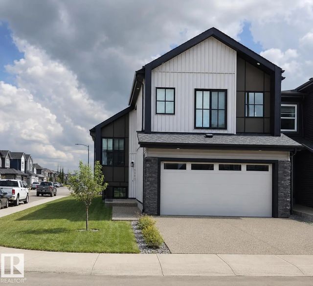 8903 Mayday Way Sw, Edmonton