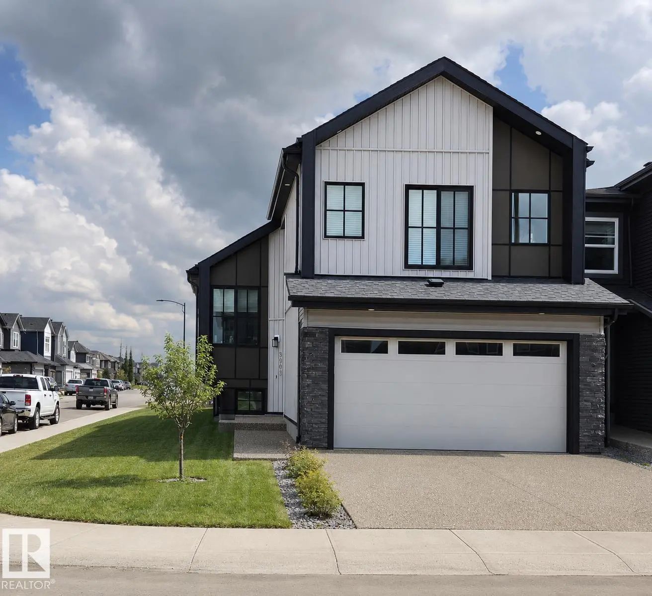 Photo of Listing #E4504572