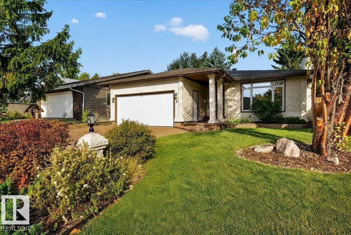 Photo for MLS®# E4510961 - home for sale at 8 Wahstao Crescent Northwest, Oleskiw, Edmonton AB