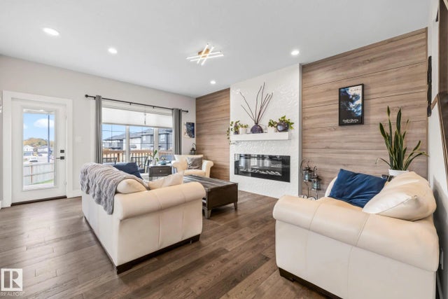 568 Merlin Landing Landing Nw, Edmonton