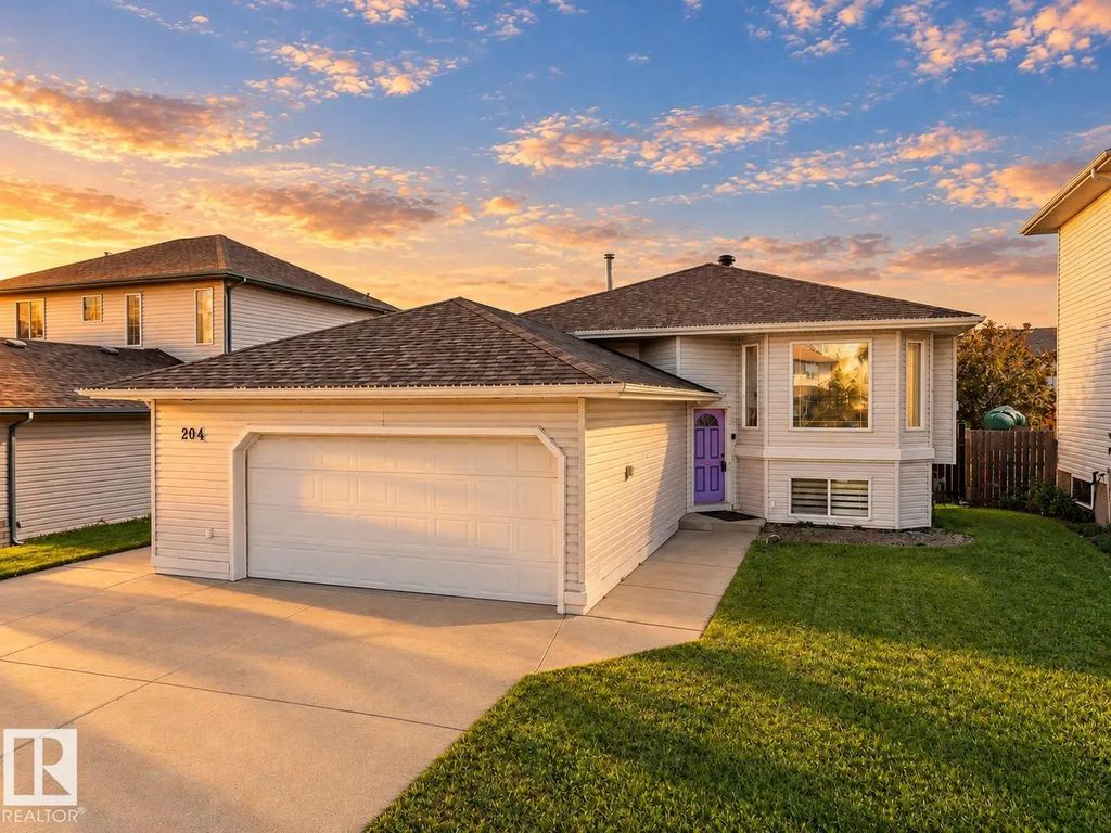 204 Westmews Drive, Fort Saskatchewan
