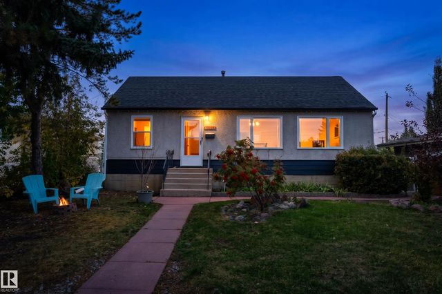 Edmonton Real Estate: Single Family Property for Sale in Delwood