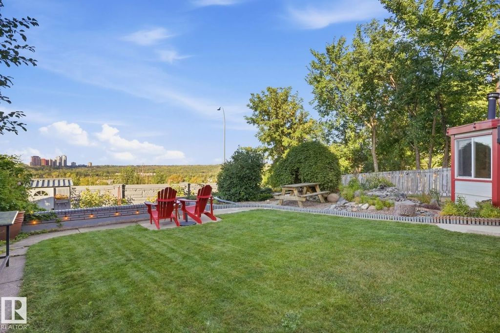 9520 95 Avenue, Edmonton