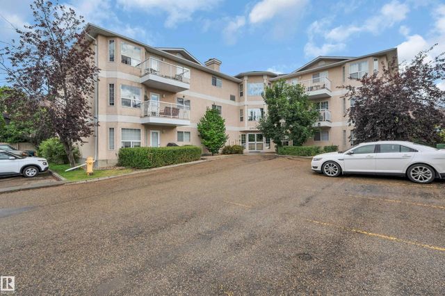 305 2 Alpine Boulevard, St. Albert