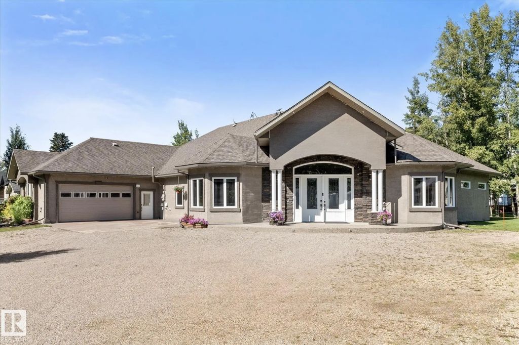 4 Third Avenue, Rural Parkland County